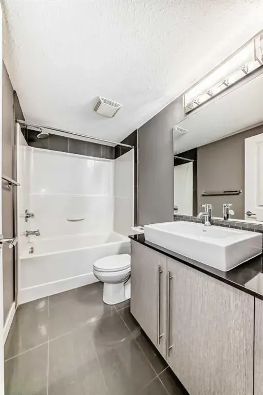 11 Mahogany Row SE, #2416