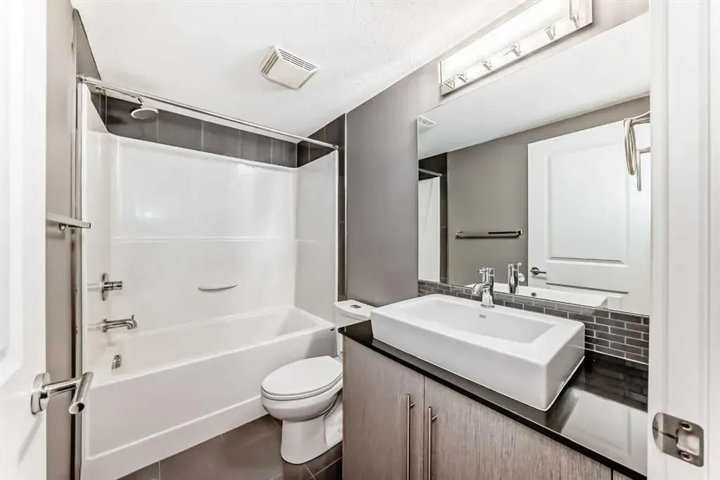11 Mahogany Row SE, #2416