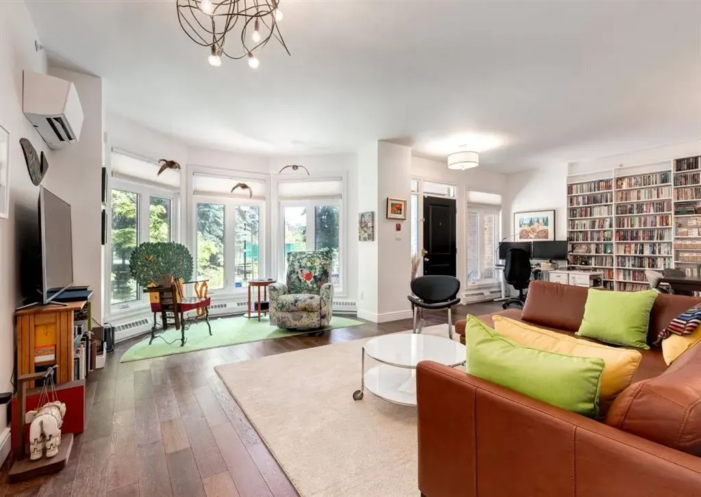 400 Eau Claire Avenue SW, #8103