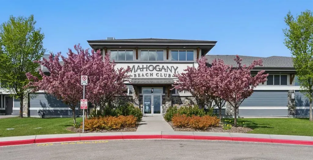 200 Magnolia Terrace SE