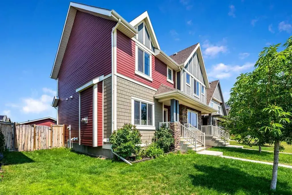 415 Mahogany Boulevard SE