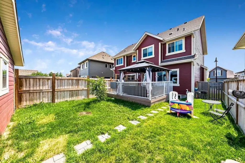 415 Mahogany Boulevard SE