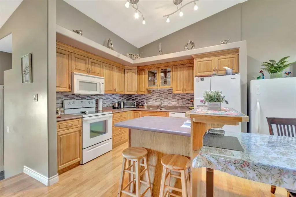2115 52B Avenue, #12