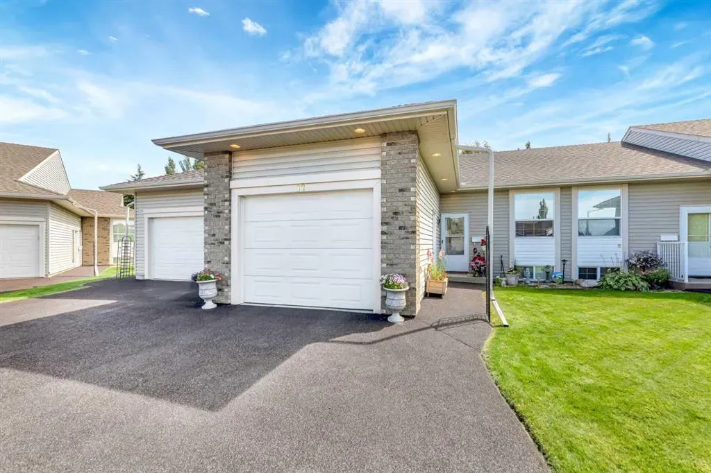 2115 52B Avenue, #12