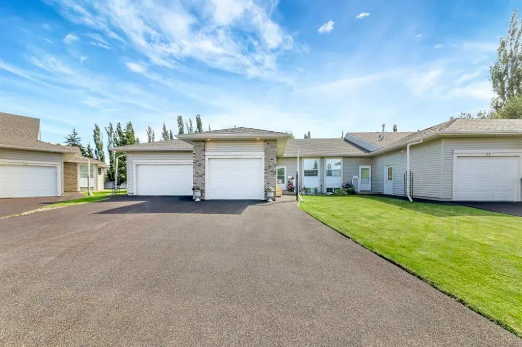 2115 52B Avenue, #12