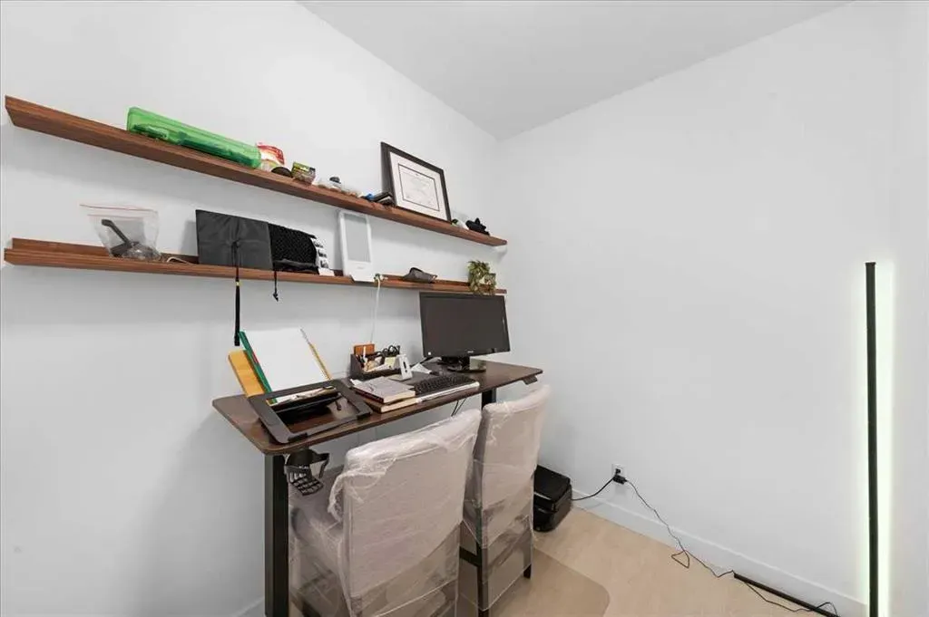 327 9A Street NW, #310