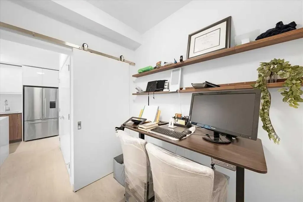 327 9A Street NW, #310