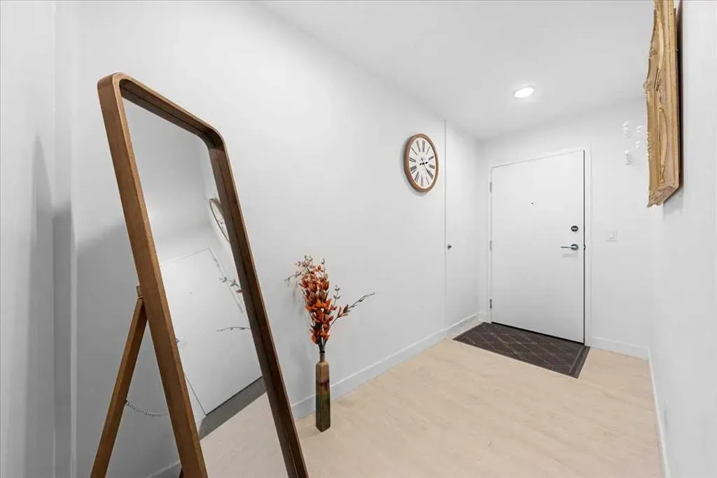 327 9A Street NW, #310