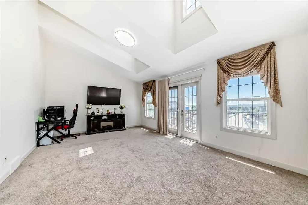 314 Evanston Drive NW