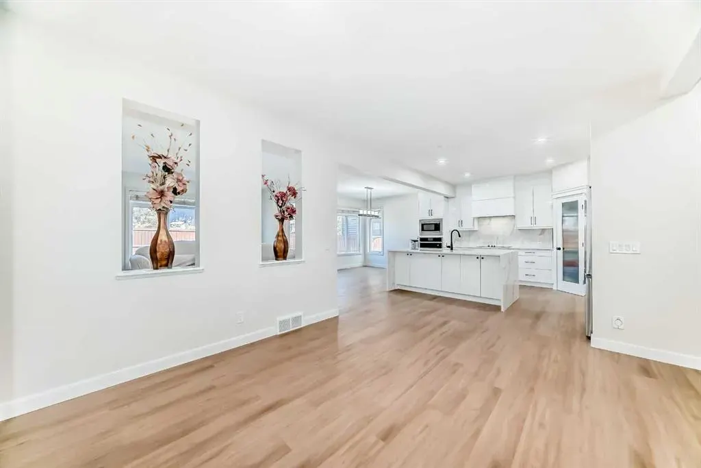 314 Evanston Drive NW