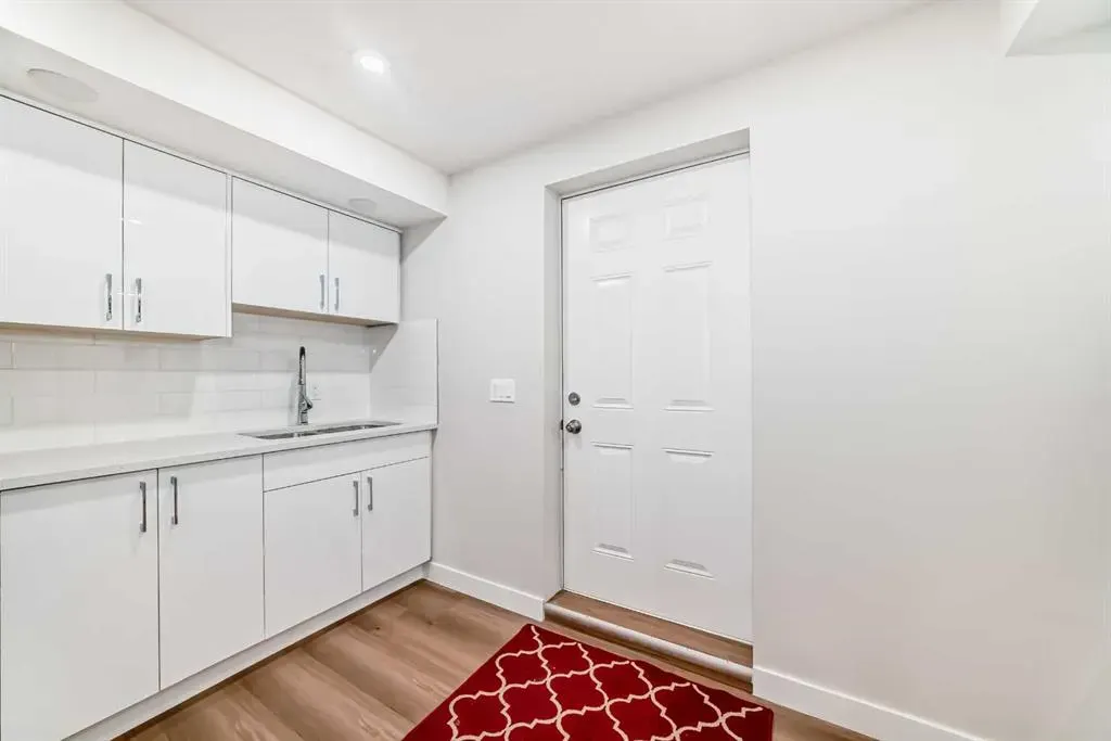314 Evanston Drive NW