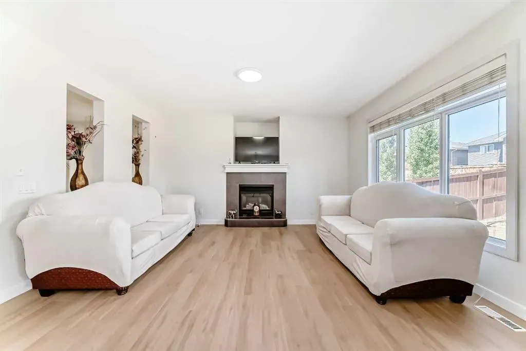314 Evanston Drive NW