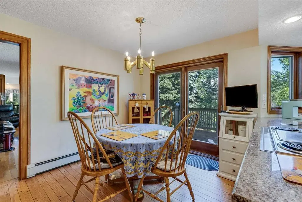 279 Canterville Drive SW