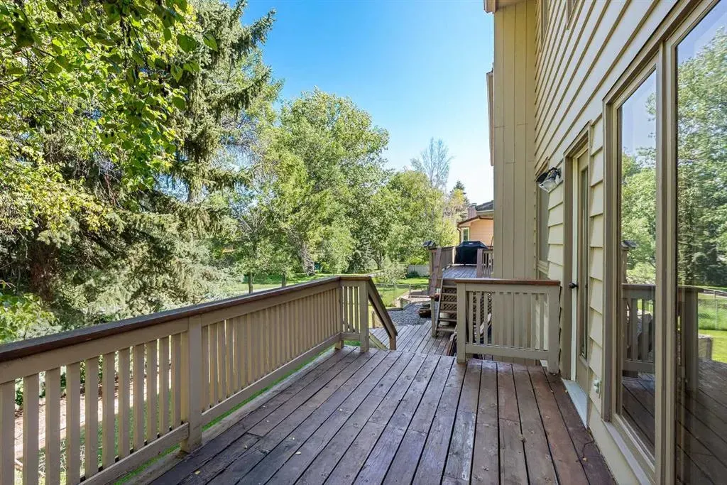 279 Canterville Drive SW