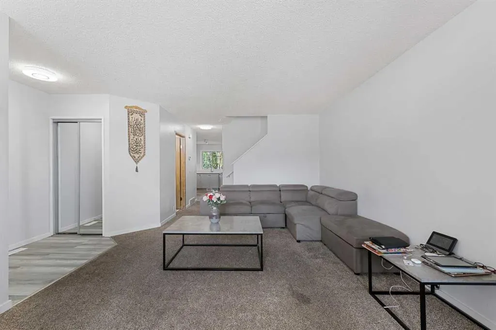 127 Martin Crossing Court NE