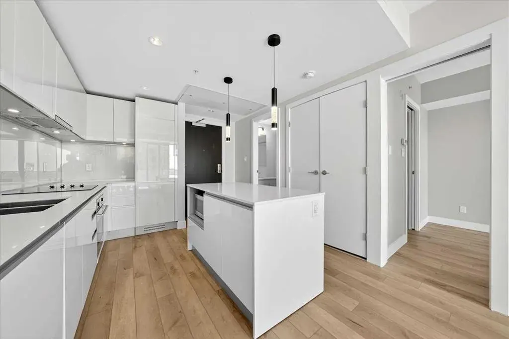 1122 3 Street SE, #2703