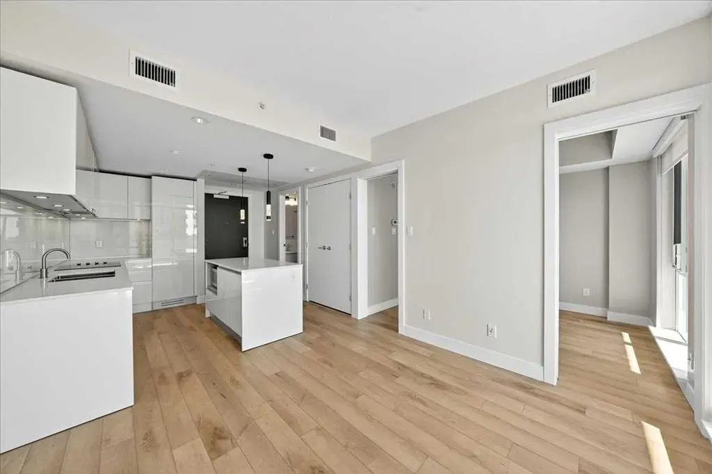 1122 3 Street SE, #2703