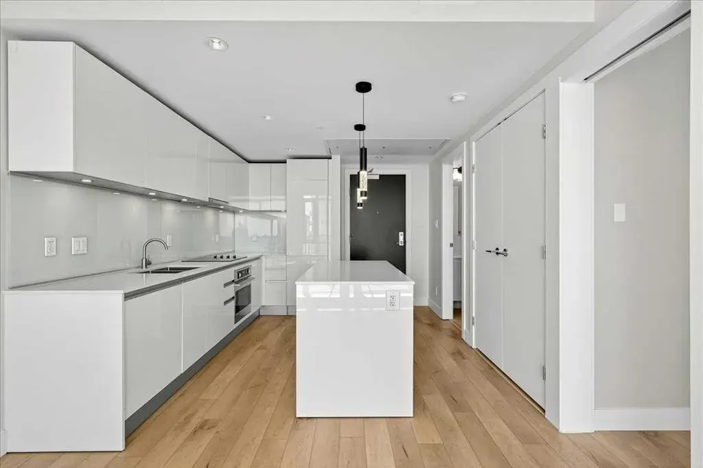 1122 3 Street SE, #2703