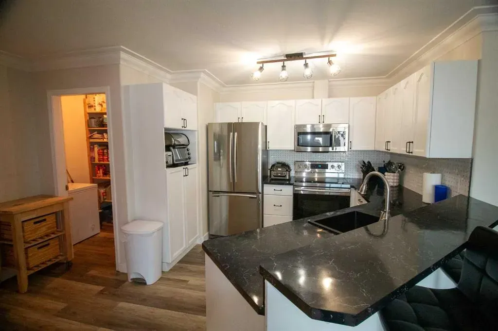 604 19 Street SE, #103