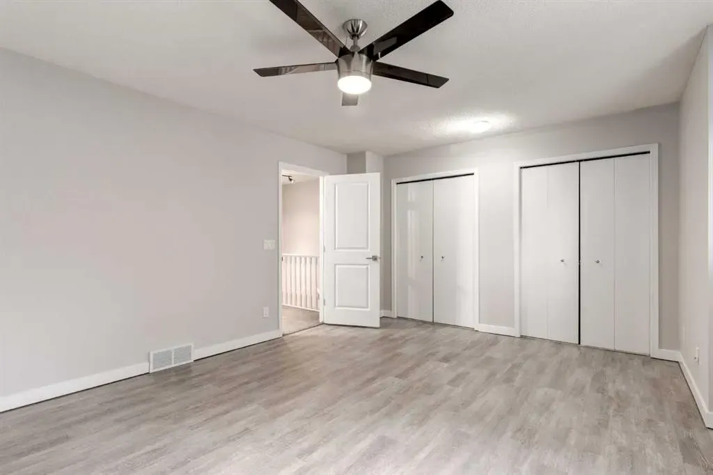 245 Cedarwood Park SW