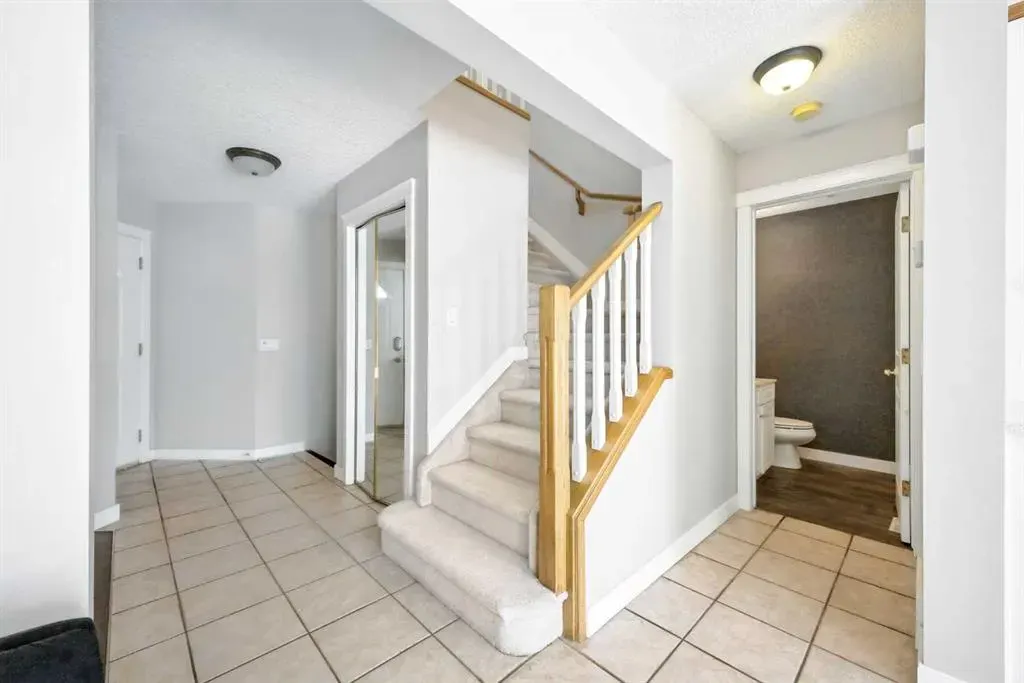 58 Tuscany Ridge View NW