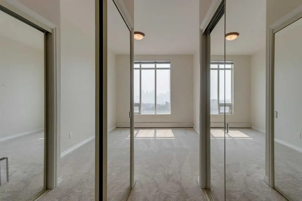 1718 14 Avenue NW, #809
