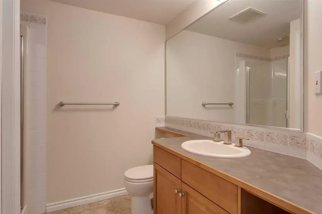 1718 14 Avenue NW, #809