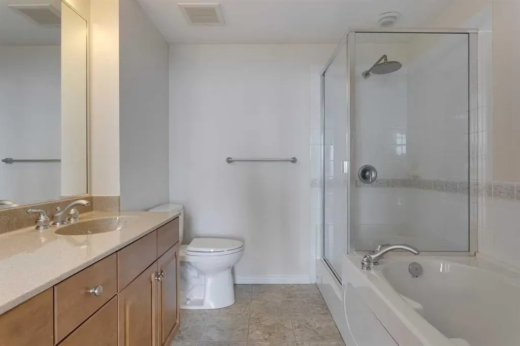 1718 14 Avenue NW, #809