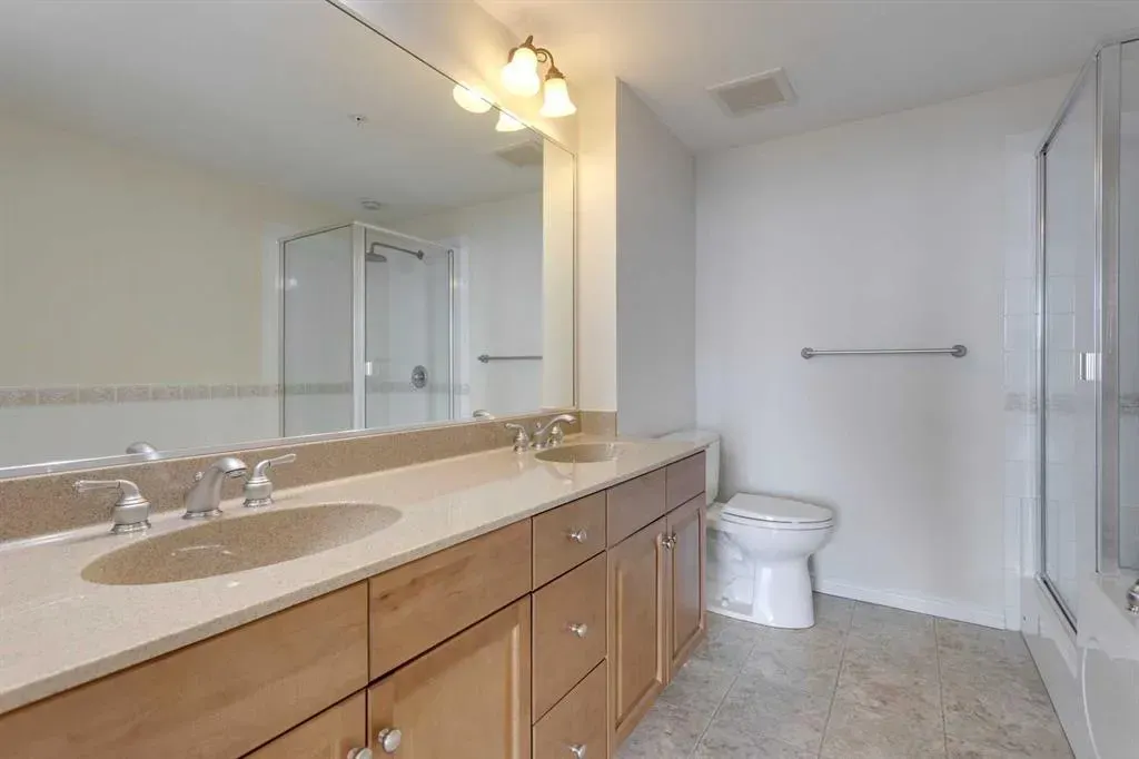 1718 14 Avenue NW, #809