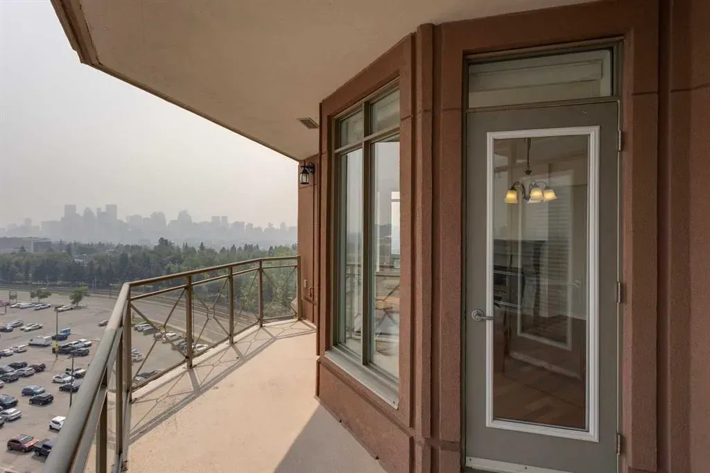 1718 14 Avenue NW, #809