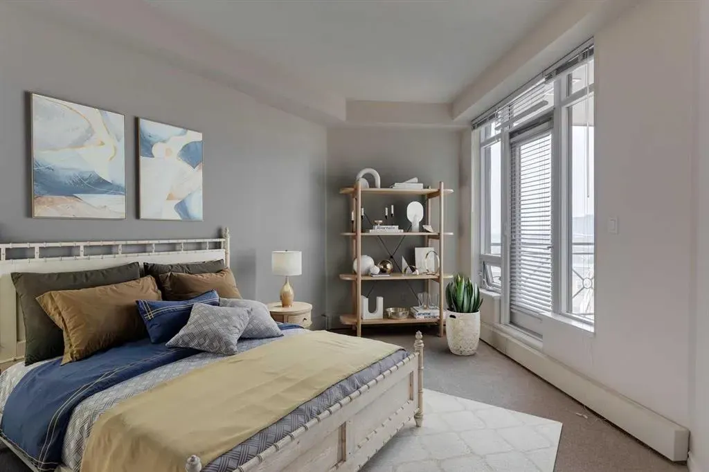 1718 14 Avenue NW, #809