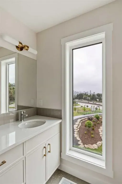 405 Sovereign Common SW