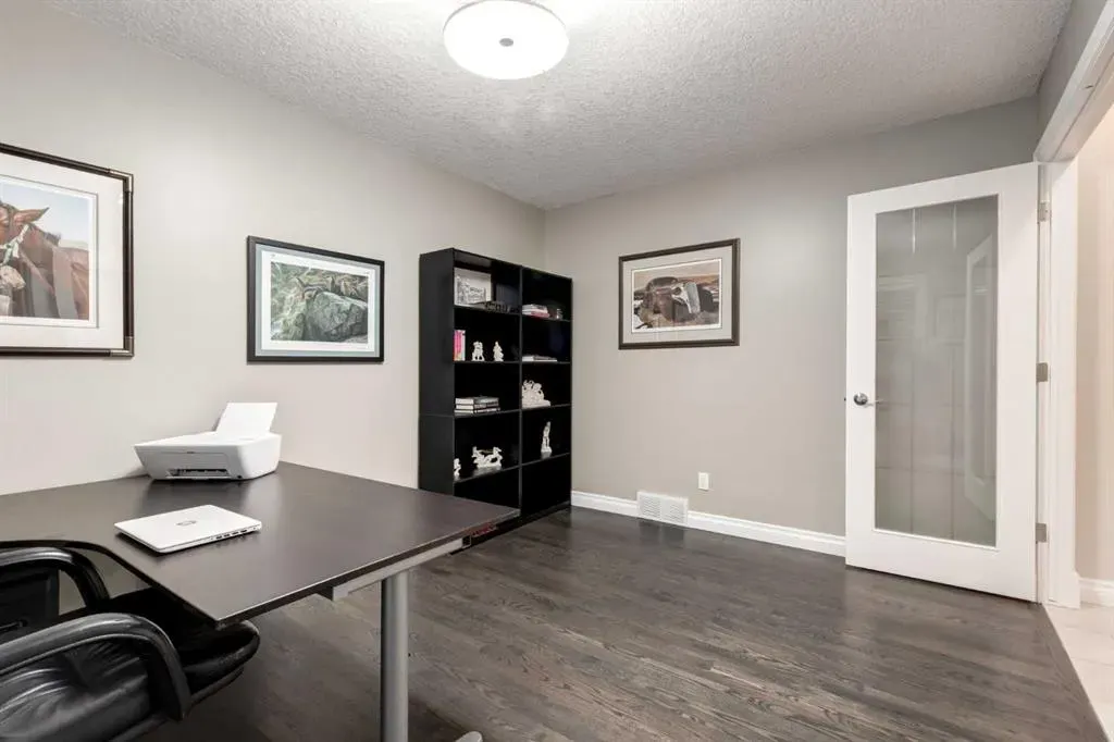 140 EVERGREEN Way SW