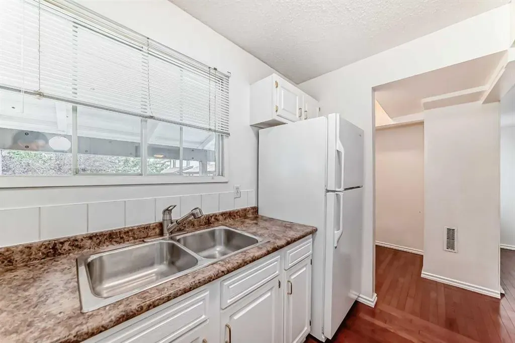 2520 Palliser Drive SW, #306