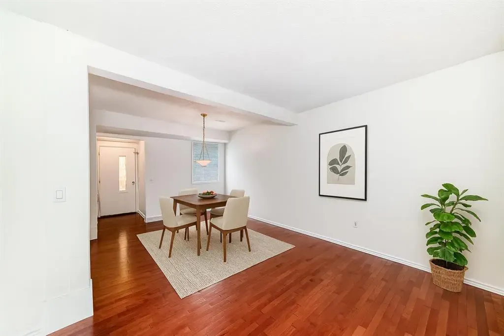 2520 Palliser Drive SW, #306