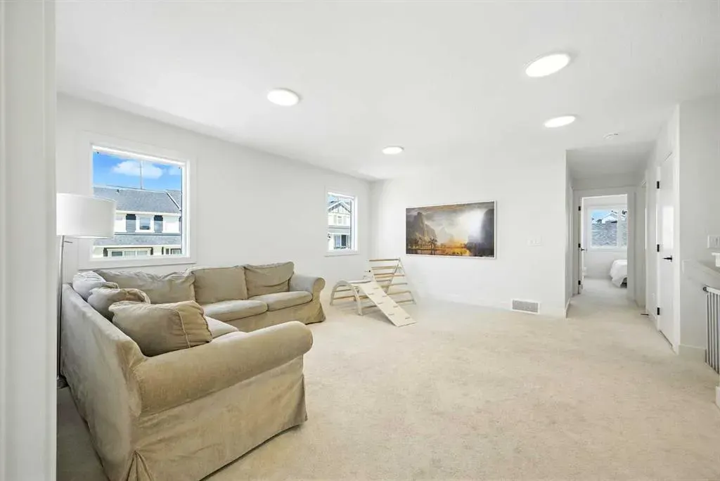 5 Sundown Close