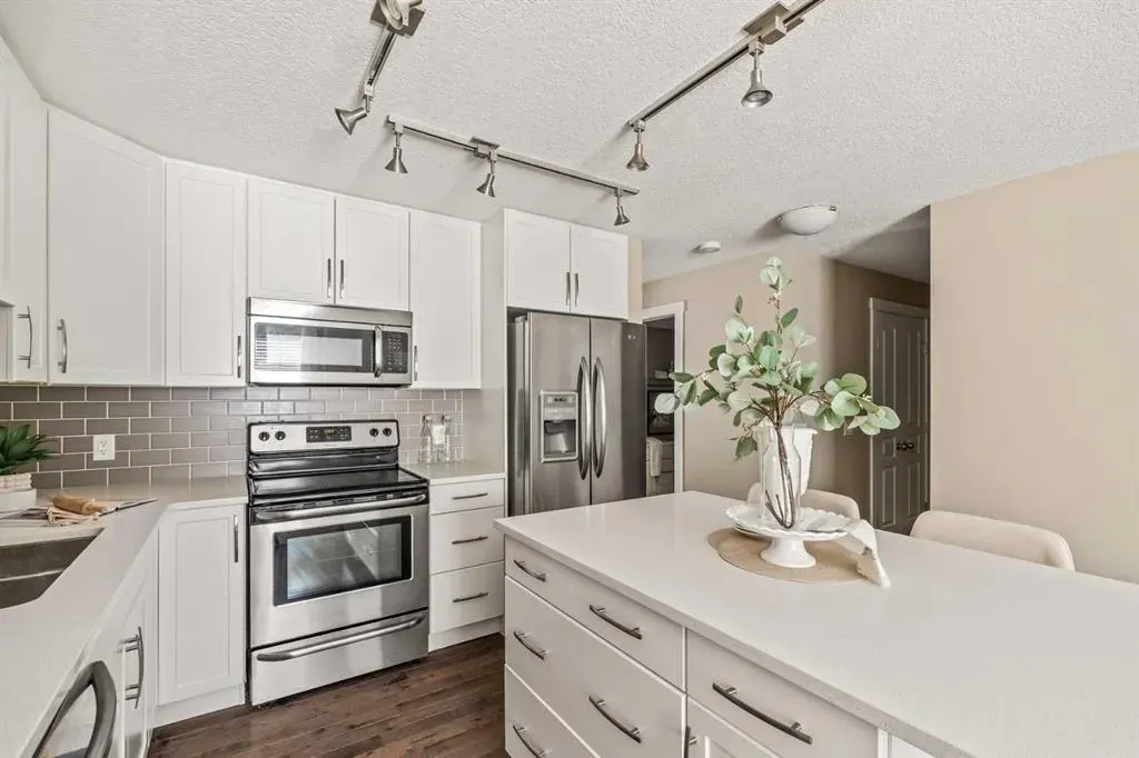 1010 Mckenzie Towne Villas SE