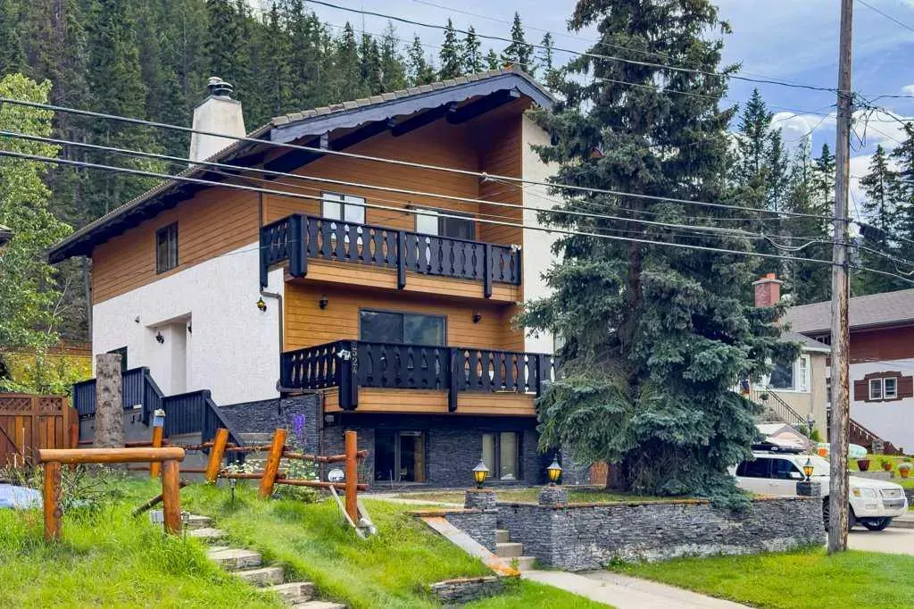 524 Deer Street