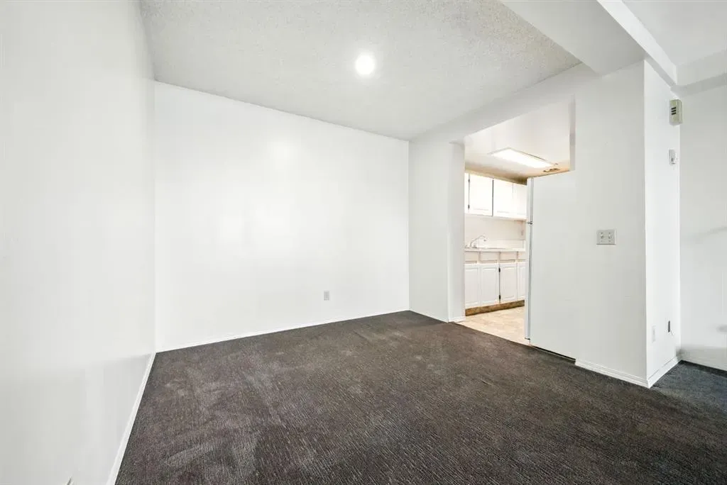 5404 10 Avenue SE, #105