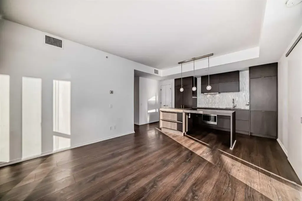 615 6 Avenue SE, #1002