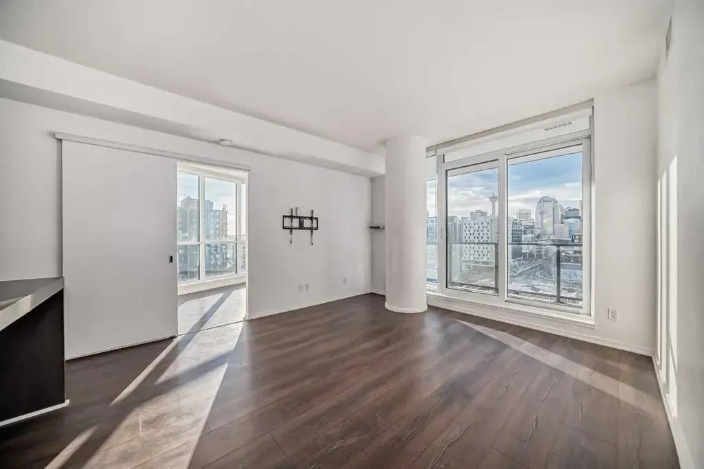 615 6 Avenue SE, #1002