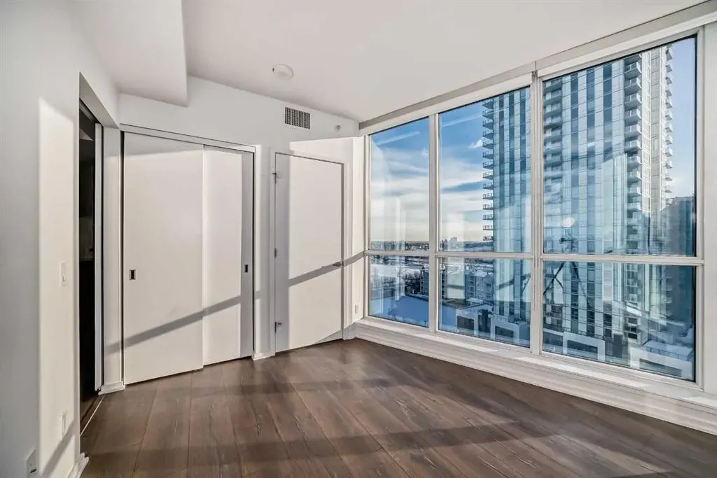 615 6 Avenue SE, #1002