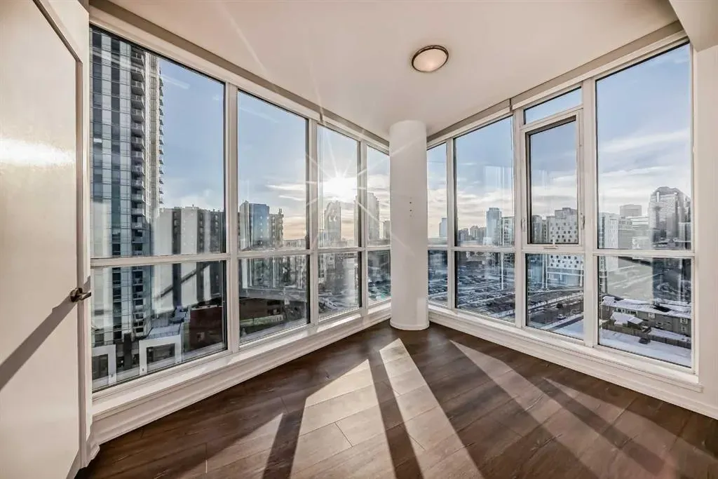 615 6 Avenue SE, #1002