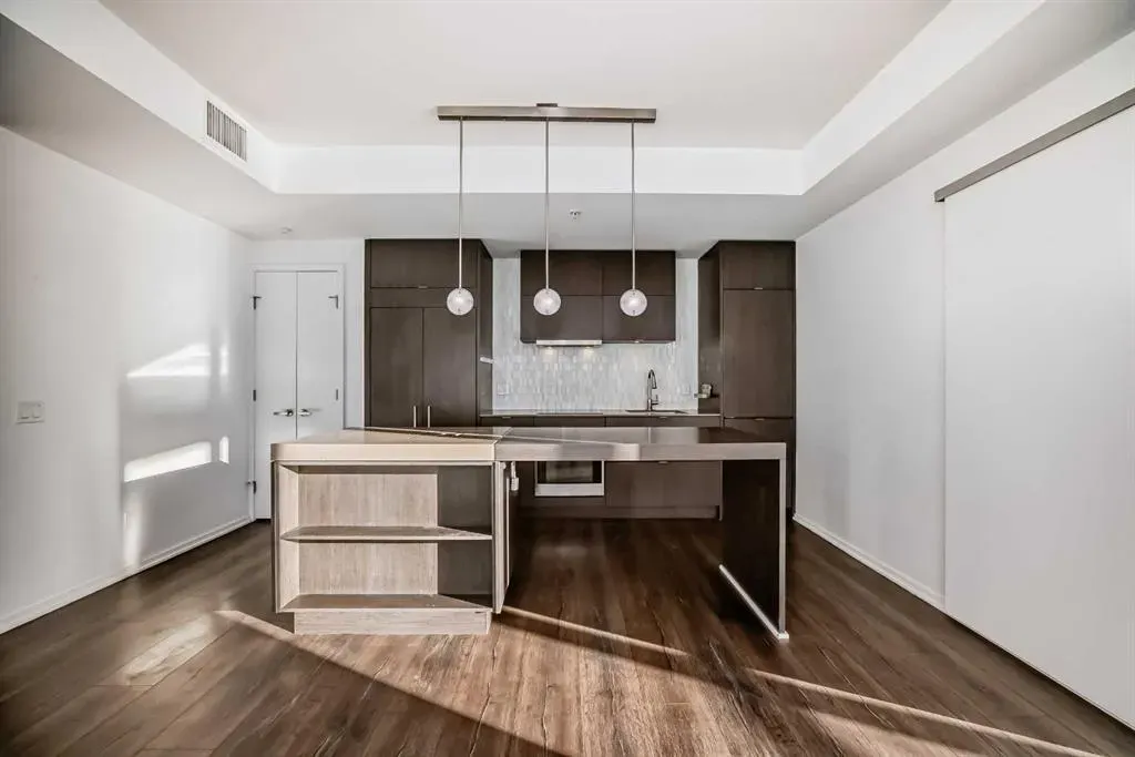 615 6 Avenue SE, #1002