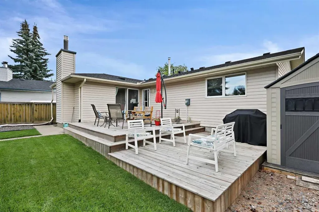 40 Woodbrook Court SW
