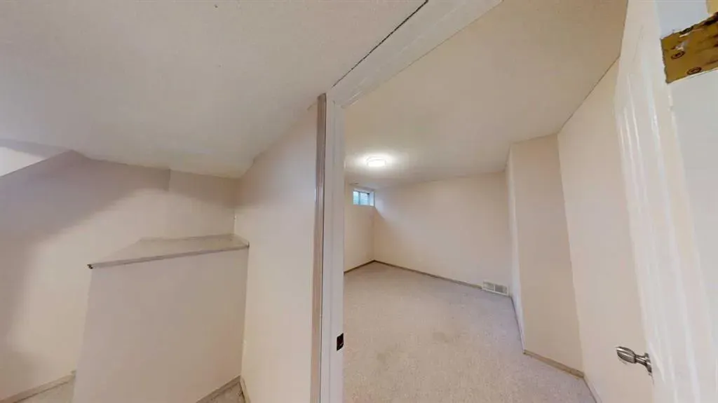 36 Chaparral Drive SE