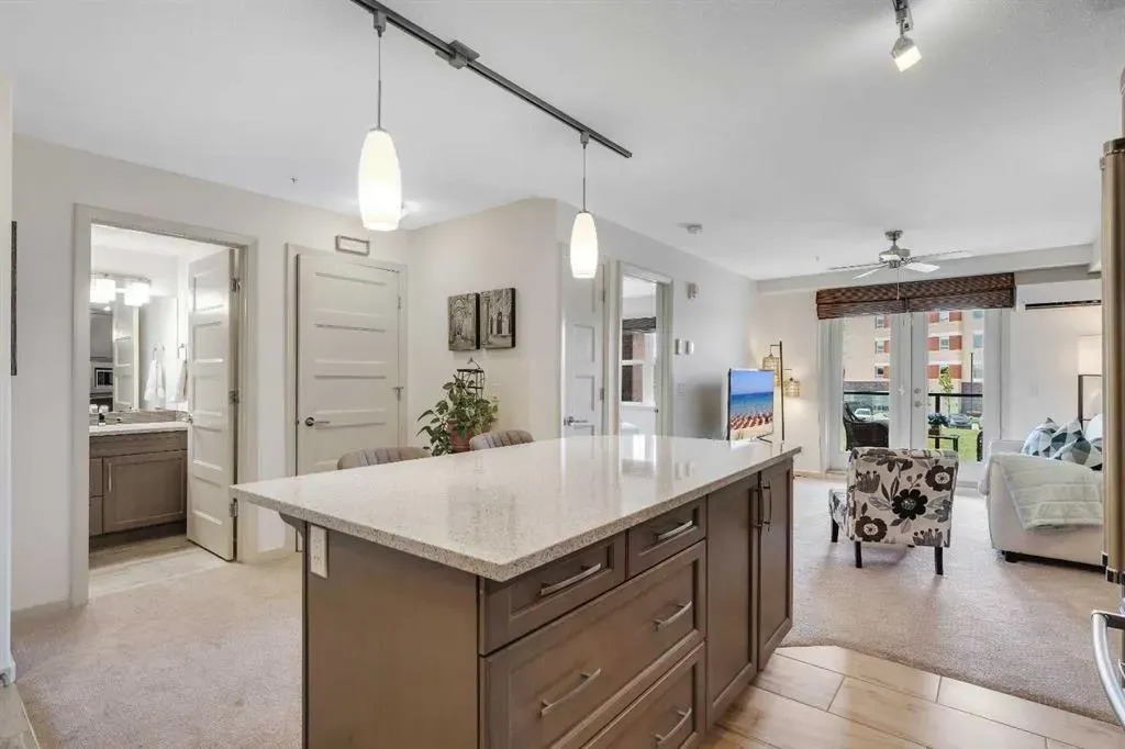 10 Market Boulevard SE, #2207