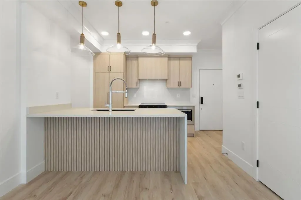 4270 Norford Avenue NW, #1204