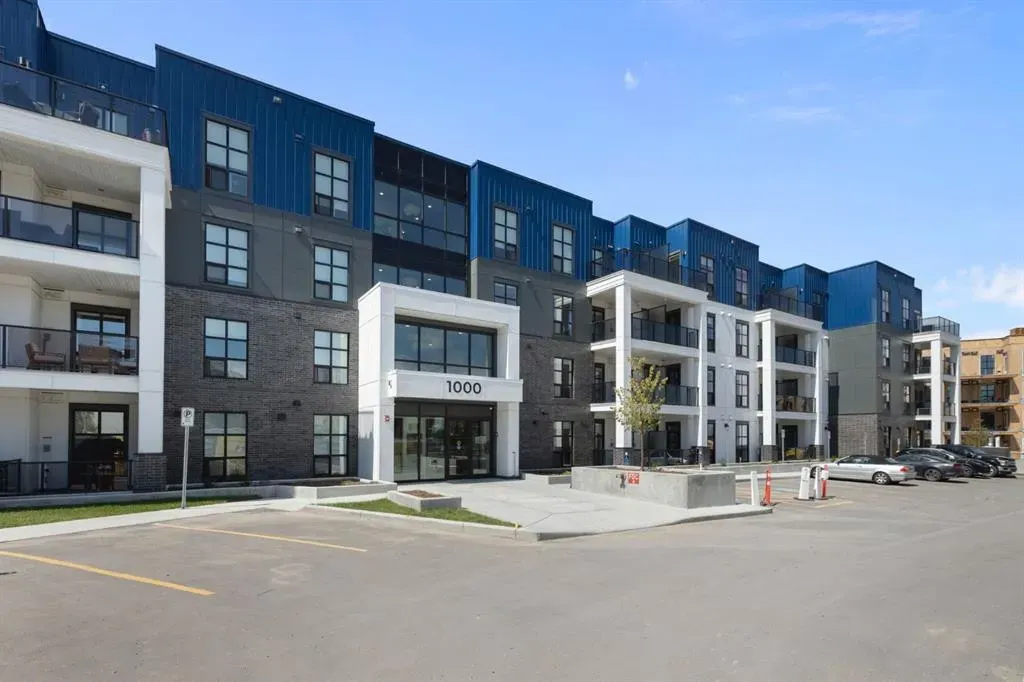 4270 Norford Avenue NW, #1204