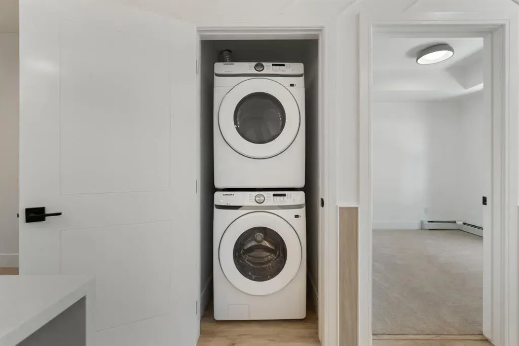 4270 Norford Avenue NW, #1204